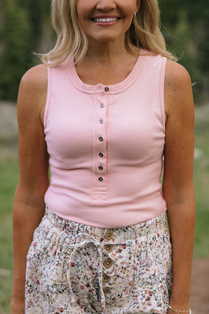 THE ILIA RIBBED HENLEY TANK TOP IN PINK