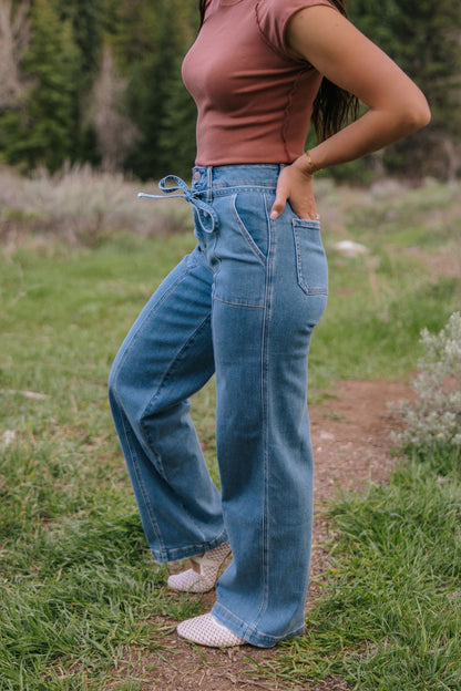 THE ELOWEN HIGH RISE WIDE LEG JEAN