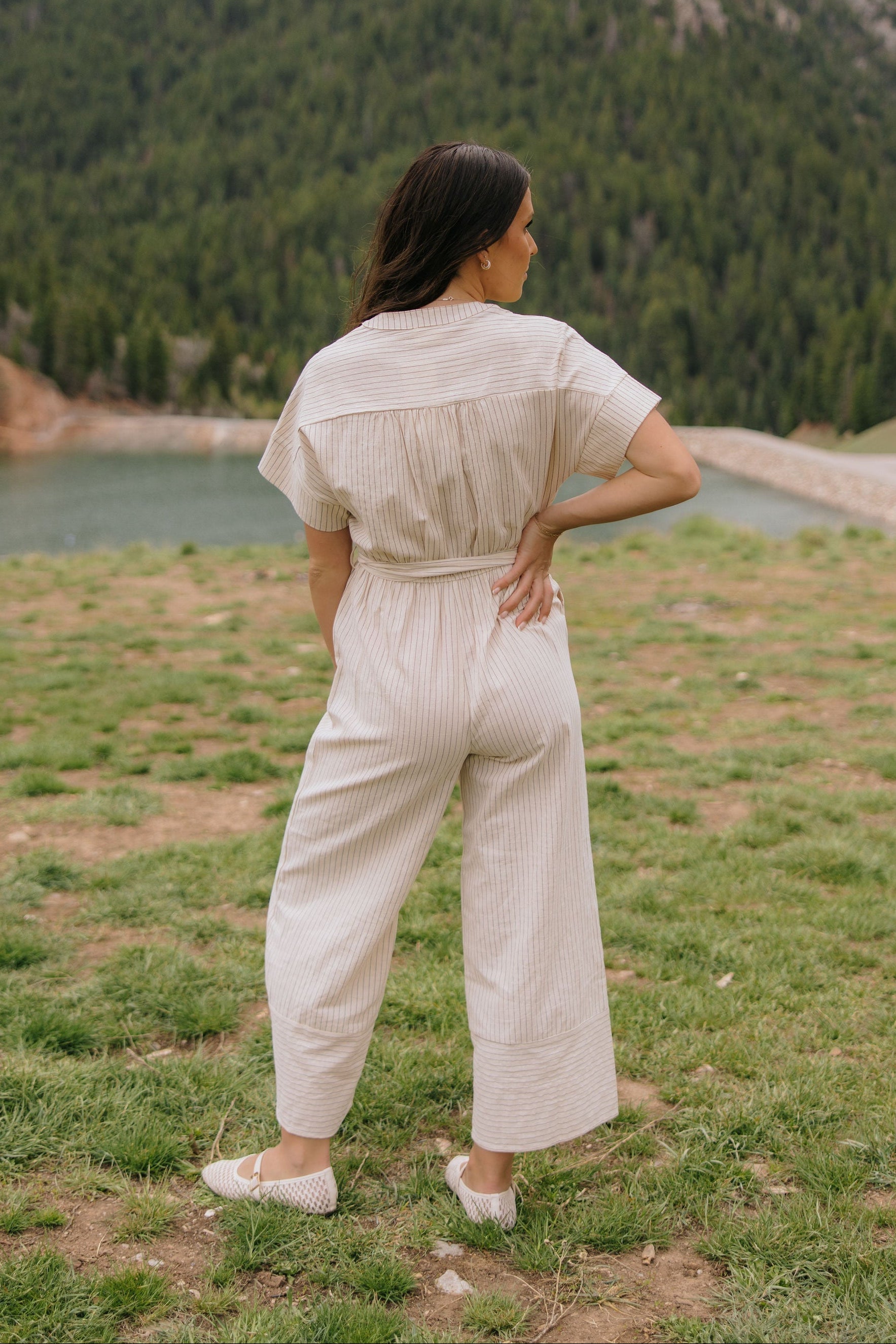 THE EMBER STRIPE JUMPSUIT IN OATMEAL – Pink Desert