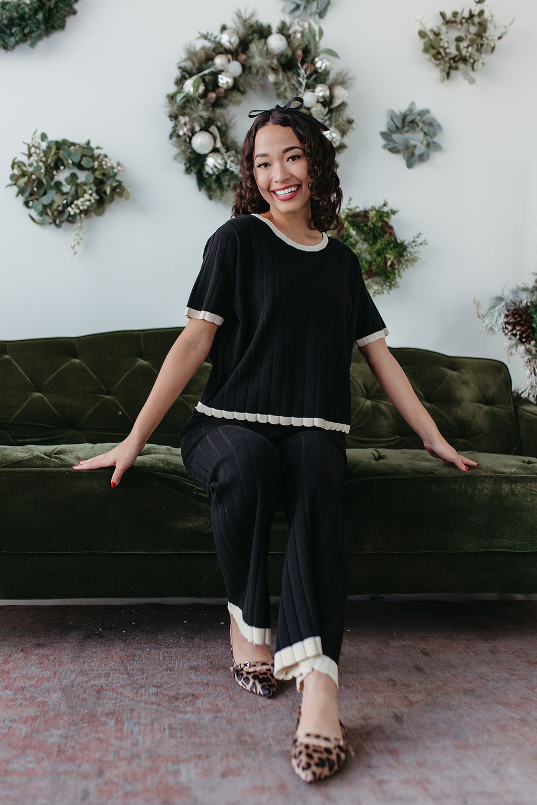 THE MARIN SCALLOPED SET IN BLACK