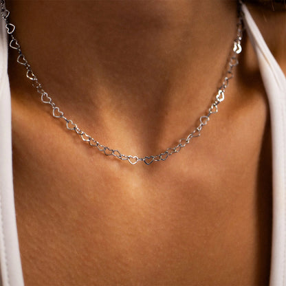 THE HEART CHAIN NECKLACE IN SILVER