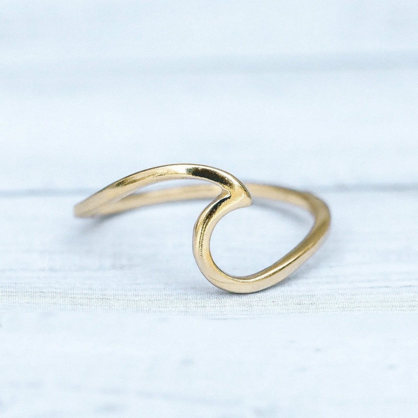 PURA VIDA WAVE RING