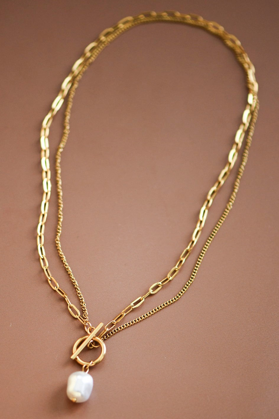 THE HARPER TOGGLE LAYERED NECKLACE