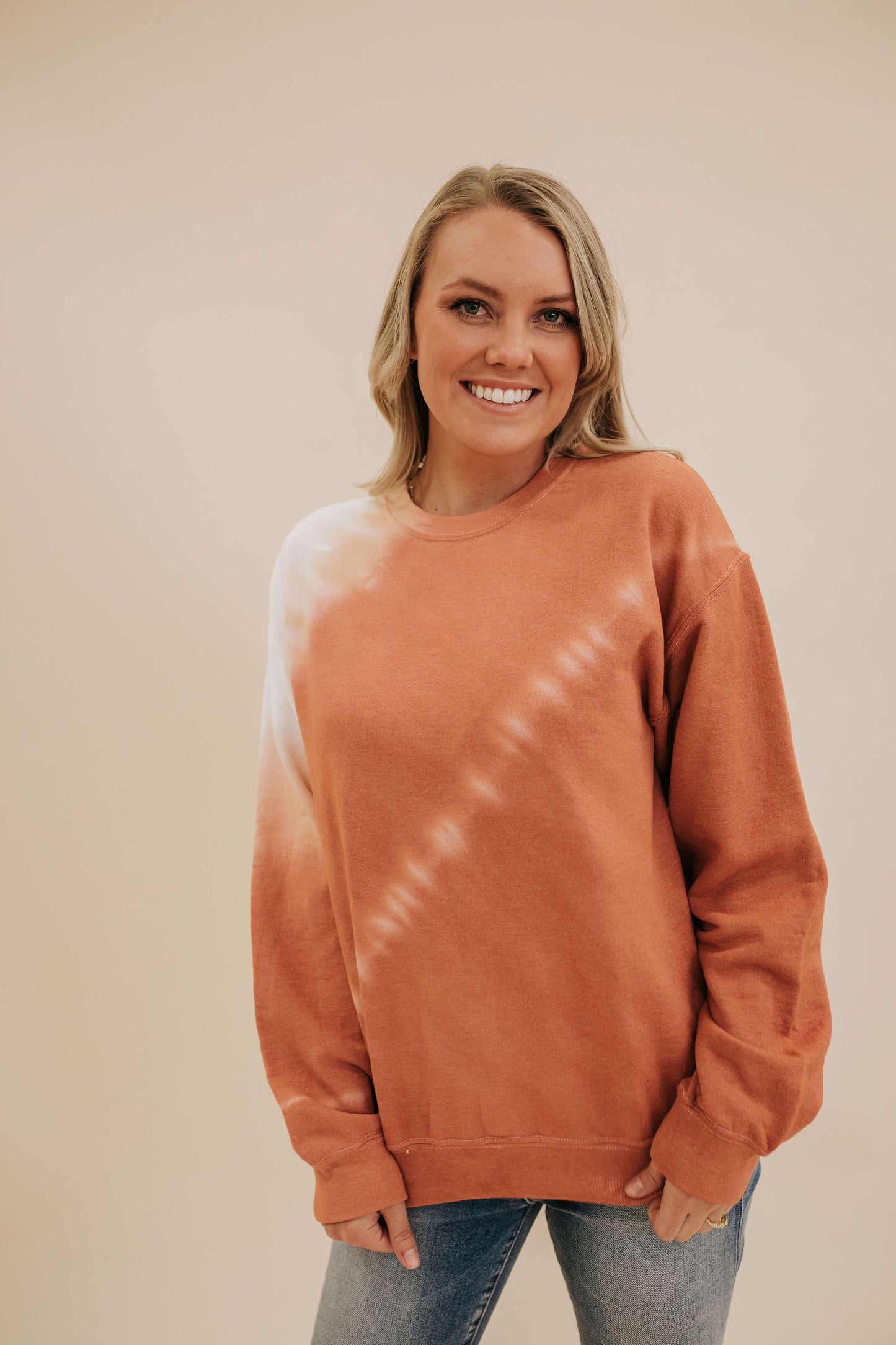 THE TUCSON TIE DYE PULLOVER IN DUSTY CORAL