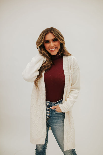 THE CALLIE KNITTED CARDIGAN IN CREAM