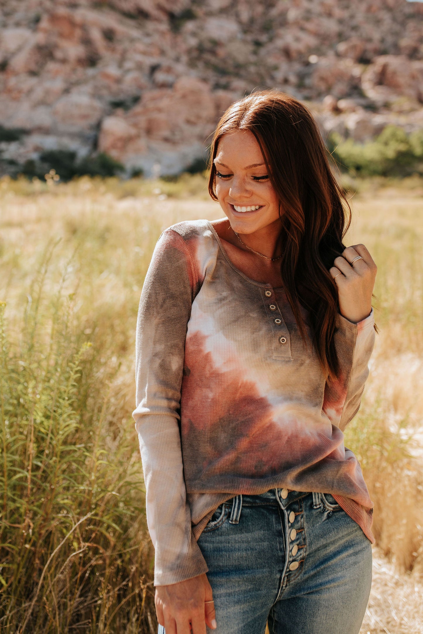 THE TRULY YOURS TIE DYE TOP IN BRICK