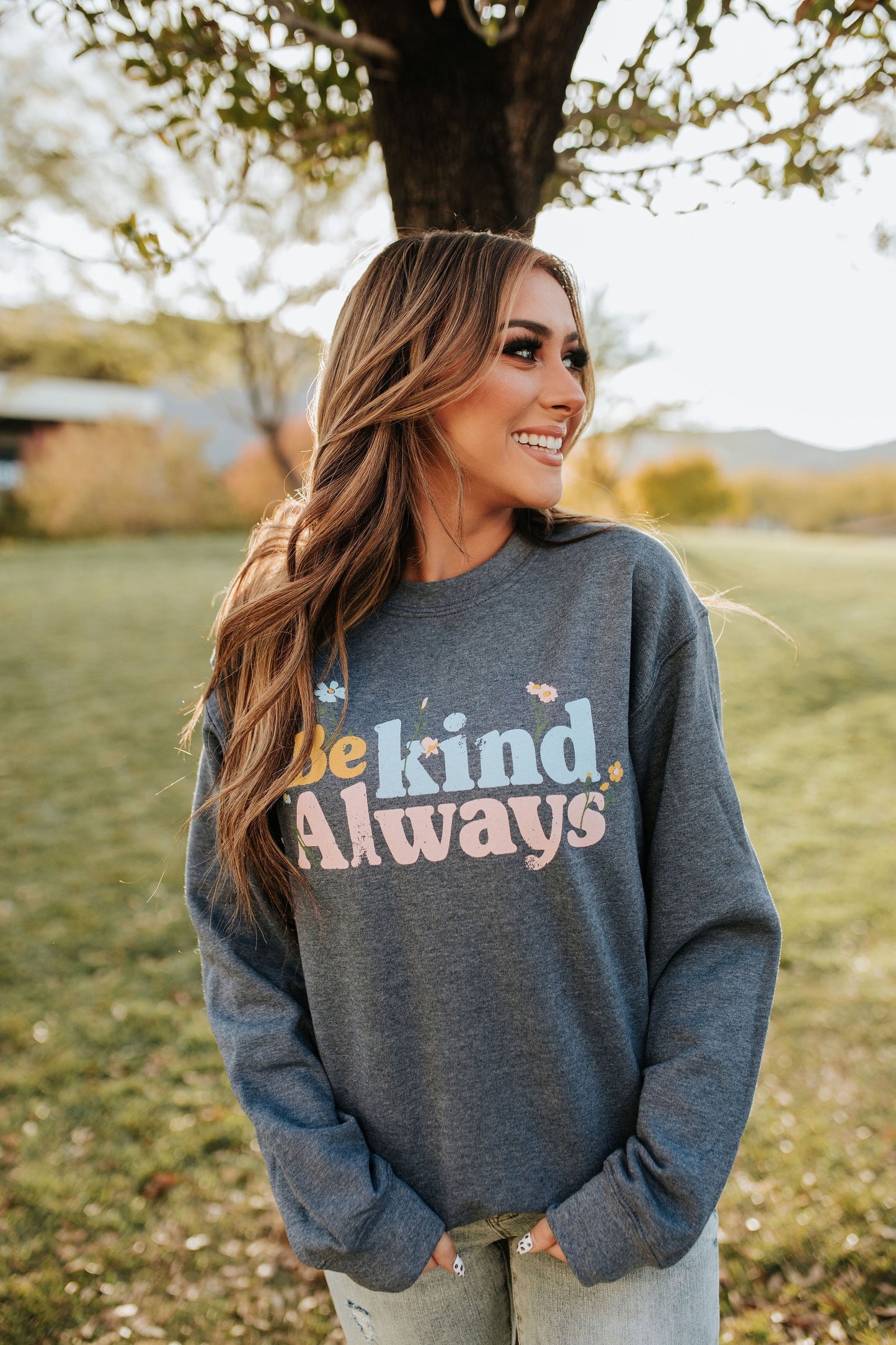 THE BE KIND ALWAYS PULLOVER IN HEATHERED NAVY
