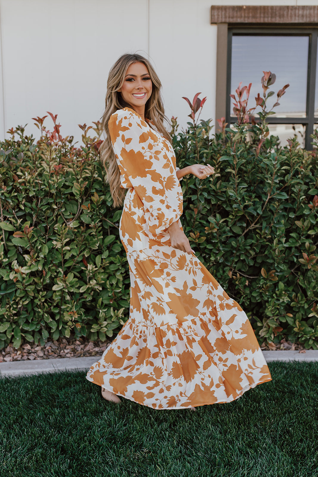 THE ORCHARD HARVEST MAXI DRESS IN ORANGE