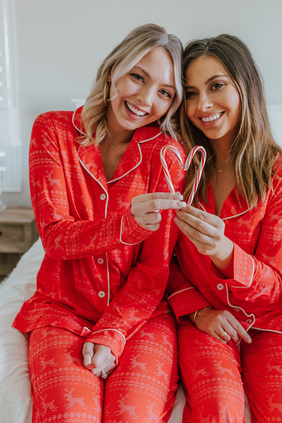 THE PINK DESERT HOLIDAY REINDEER PAJAMAS IN RED